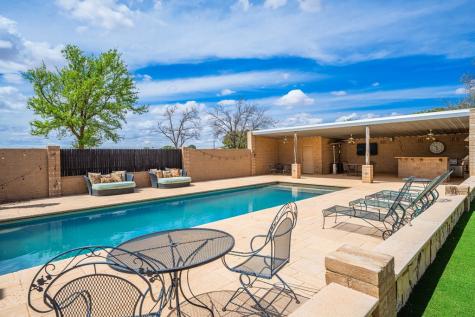2500 County Road 1110 Midland TX 79706