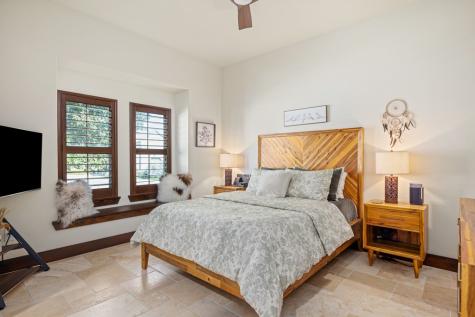 3200-#18 Pinnacle Club Drive Kerrville TX 78028