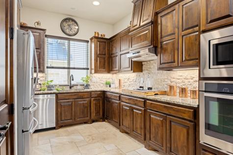 3200-#18 Pinnacle Club Drive Kerrville TX 78028