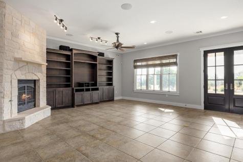4064 Comanche Trace Drive Kerrville TX 78028