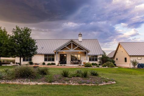 4064 Comanche Trace Drive Kerrville TX 78028