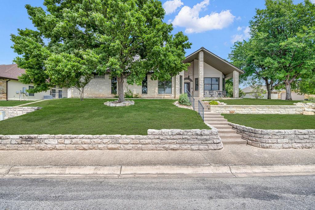 1804 Athens Avenue Kerrville TX 78028