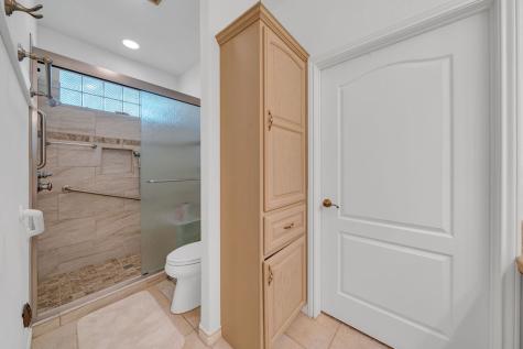 1804 Athens Avenue Kerrville TX 78028
