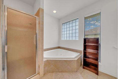 1804 Athens Avenue Kerrville TX 78028