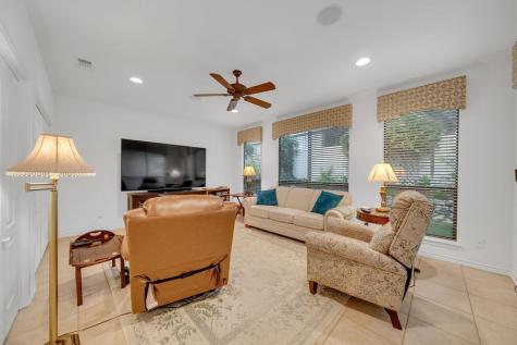 1804 Athens Avenue Kerrville TX 78028
