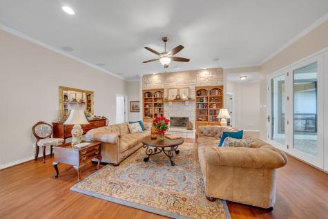 1804 Athens Avenue Kerrville TX 78028