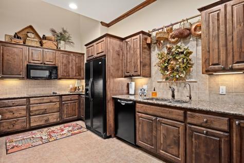 3801-16 Club House Road Kerrville TX 78028