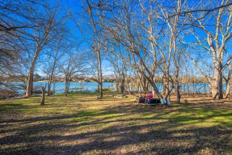 135 Rooster Ridge Kerrville TX 78028