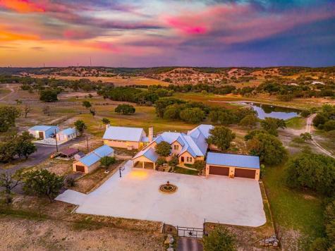 165 Williams Trail Kerrville TX 78028