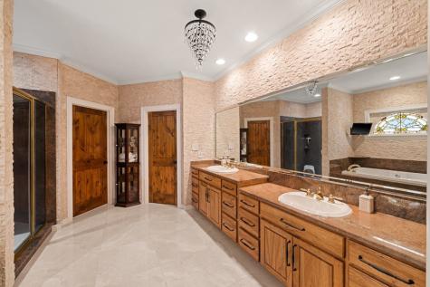 165 Williams Trail Kerrville TX 78028