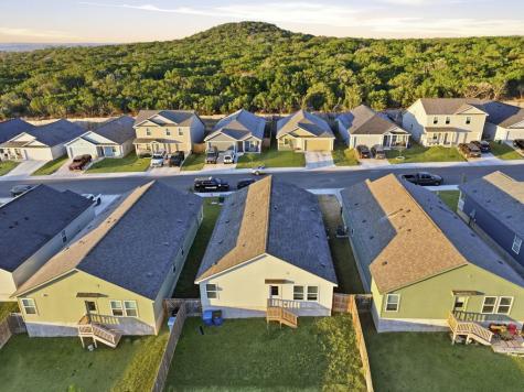 1052 Shutter Way Kerrville TX 78028