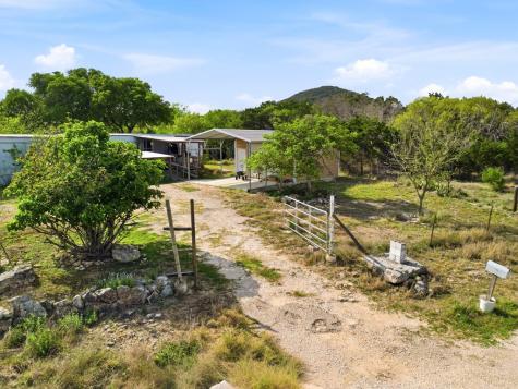 313 Elm Pass 2 Road Center Point TX 78010