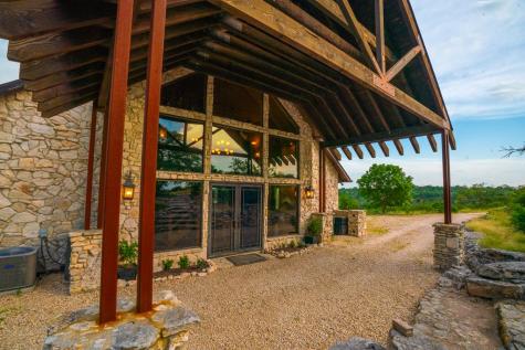 225 Valley View Drive Comfort TX 78013