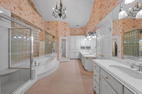 125 Crestline Drive Kerrville TX 78028