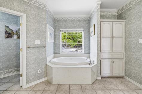 426 Treasure Hills Kerrville TX 78028
