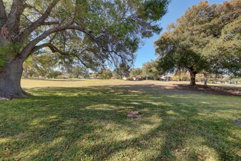 2625 Calle Del Robles Kerrville TX 78028