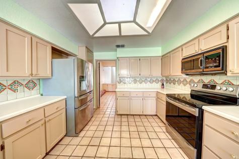 2625 Calle Del Robles Kerrville TX 78028