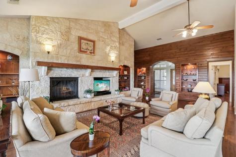 1904 Summit Ridge Drive Kerrville TX 78028