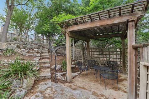1904 Summit Ridge Drive Kerrville TX 78028
