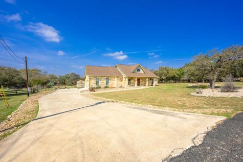 188 Mull Road Kerrville TX 78028