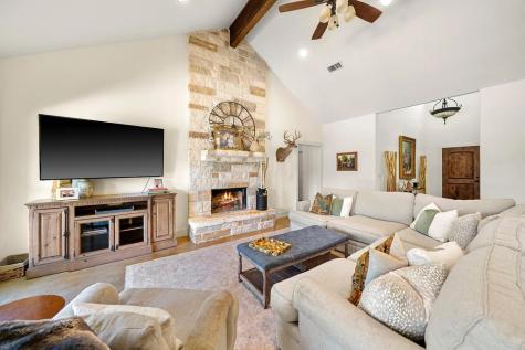188 Mull Road Kerrville TX 78028
