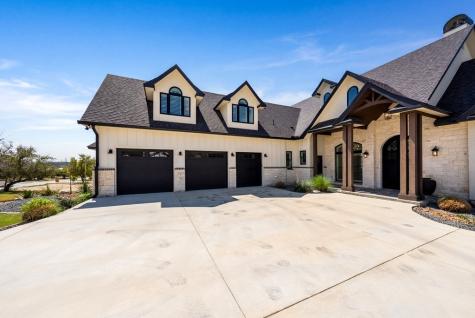 1029 Club House Road Kerrville TX 78028
