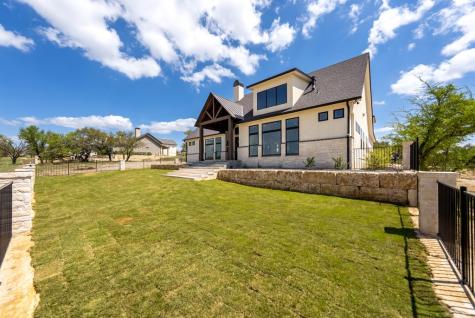 1029 Club House Road Kerrville TX 78028