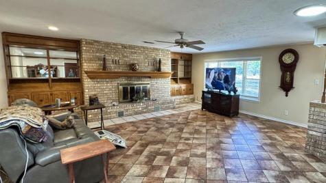 405 Oak Wood Road Kerrville TX 78028
