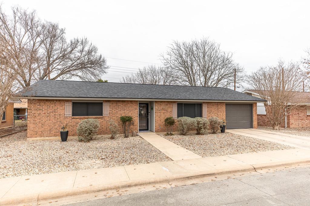 132 Village Drive Kerrville TX 78028