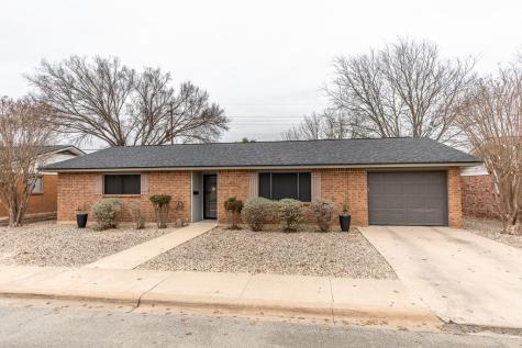 132 Village Drive Kerrville TX 78028