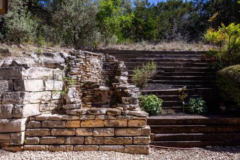 1252 Victory Lane Kerrville TX 78028