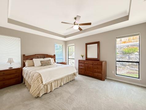 2004 Athens Avenue Kerrville TX 78028