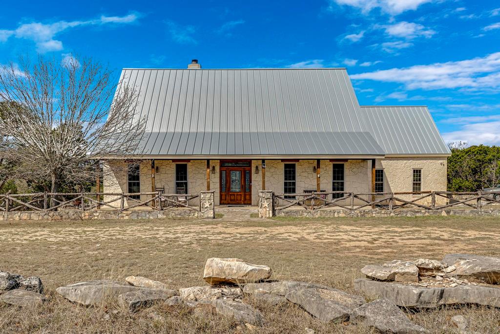 231 Stoney Brook Road Kerrville TX 78028