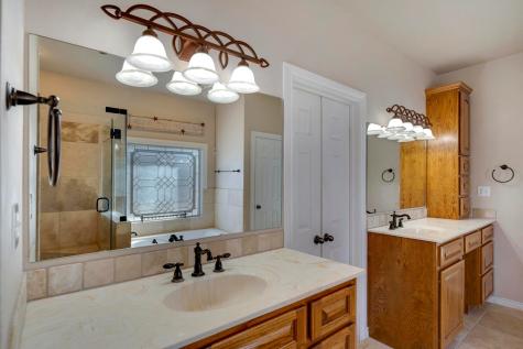 231 Stoney Brook Road Kerrville TX 78028