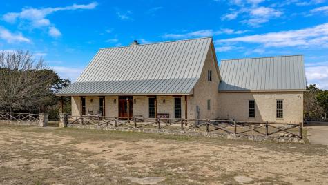 231 Stoney Brook Road Kerrville TX 78028
