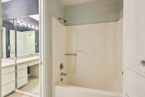 1310 Warbler Drive Kerrville TX 78028