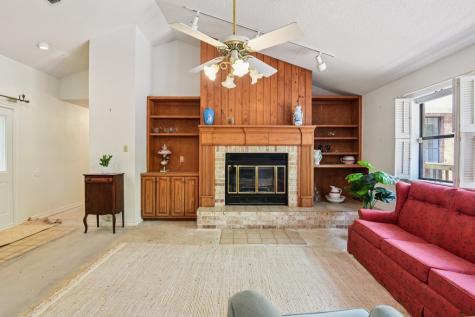 1310 Warbler Drive Kerrville TX 78028