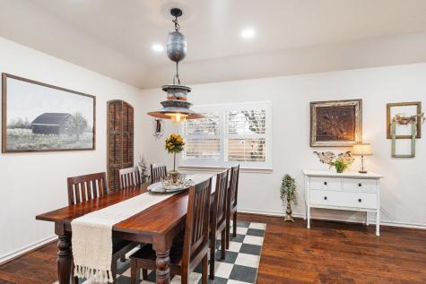 894 South Woods Drive Fredericksburg TX 78624