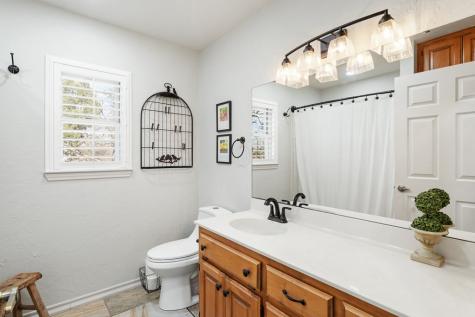 894 South Woods Drive Fredericksburg TX 78624