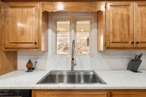 894 South Woods Drive Fredericksburg TX 78624