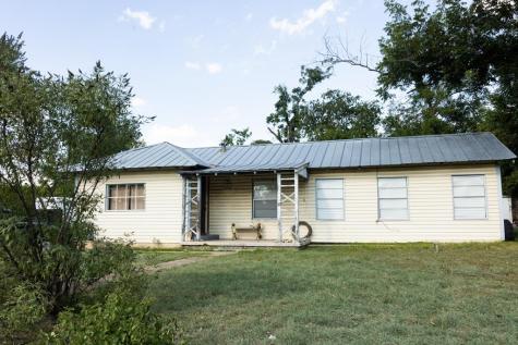 1300 4th Street Kerrville TX 78028