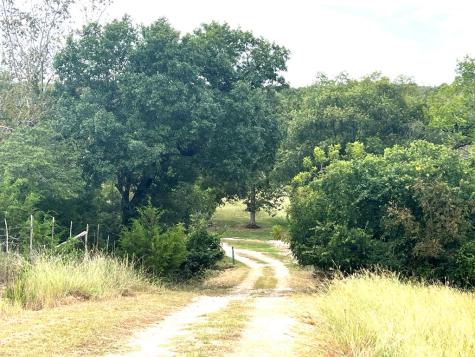 230 Teague Road Kerrville TX 78028