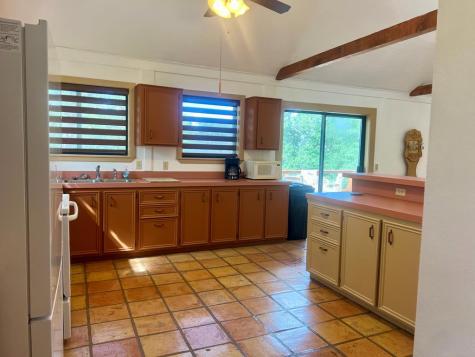 1589, 95 Fm 1340 Hunt TX 78024