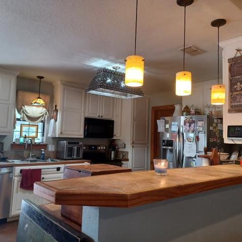 152 Andrew Road Kerrville TX 78028
