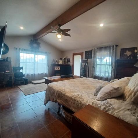 152 Andrew Road Kerrville TX 78028