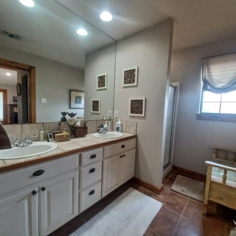 152 Andrew Road Kerrville TX 78028