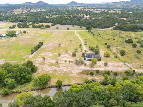 369 Deer Valley Road Bandera TX 78003