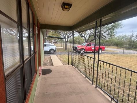 35 Lakeview Drive Camp Wood TX 78801
