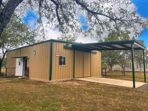 35 Lakeview Drive Camp Wood TX 78801