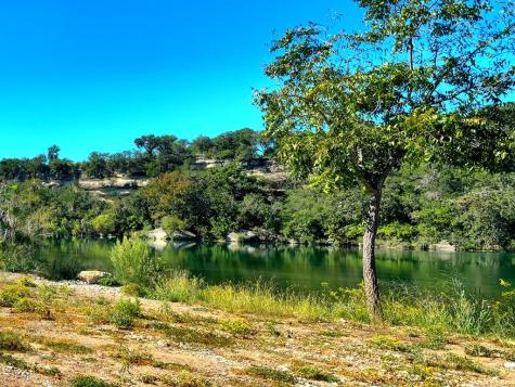 35 Lakeview Drive Camp Wood TX 78801